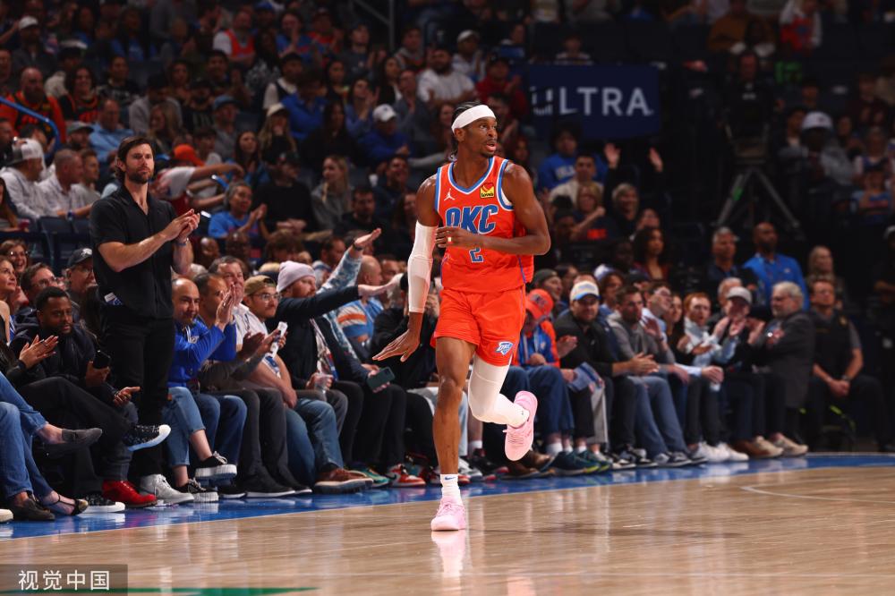 激烈討論 激烈討論